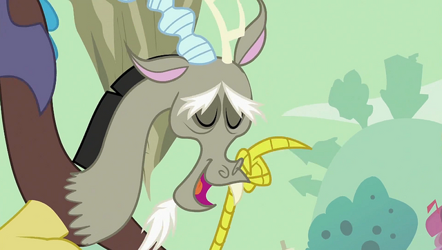 File:Discord pointing S2E02.png
