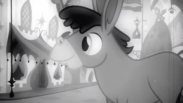 File:Cranky in Canterlot S2E18.png