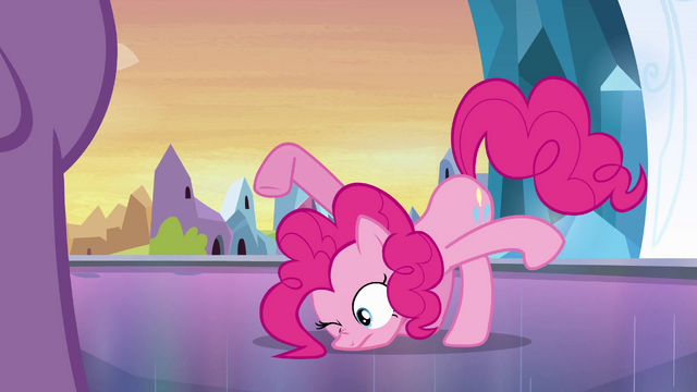 File:Pinkie Pie 'transforming' EG.png
