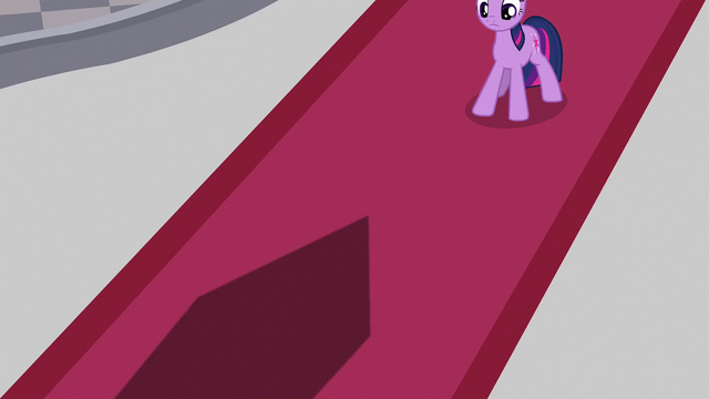 File:Darkness creeping up on Twilight S3E1.png