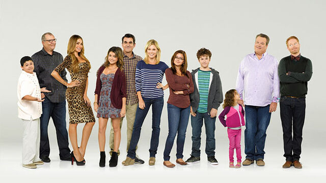 File:Modernfamily2.jpg