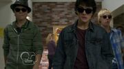 My.Babysitters.A.Vampire.S02E04.jpg
