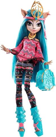 Archivo:Isi doll.jpg