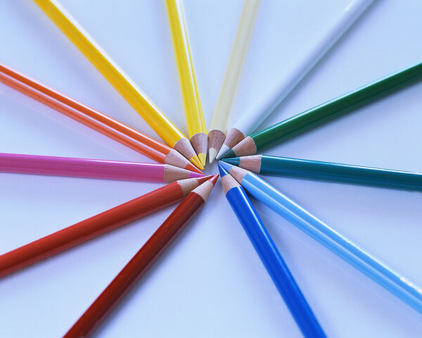 File:Pencil Rainbow.jpg