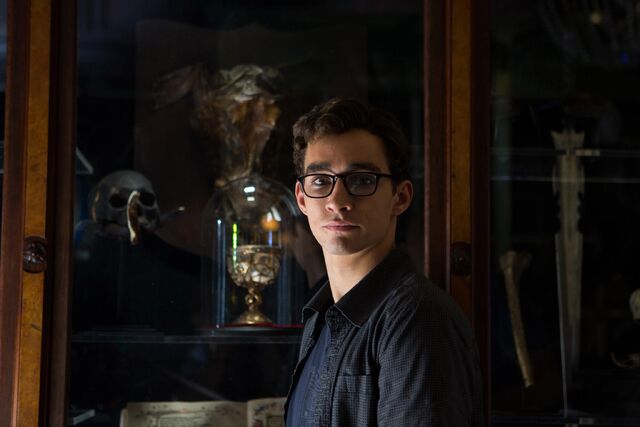File:TMImovieCOBpromo Simon01b.jpg