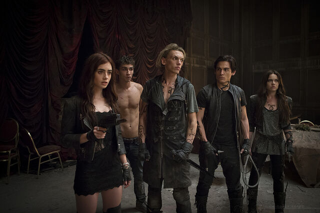 File:Shadowhunters4231.jpg