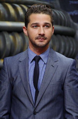 Datei:Shia LaBeouf.jpg