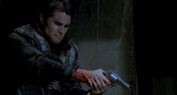 600px-Resident Evil-Revolver-3