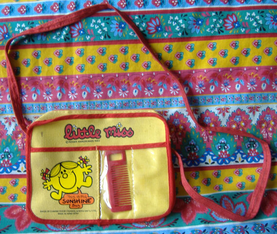 File:Littlemisssunhsinebag.jpg