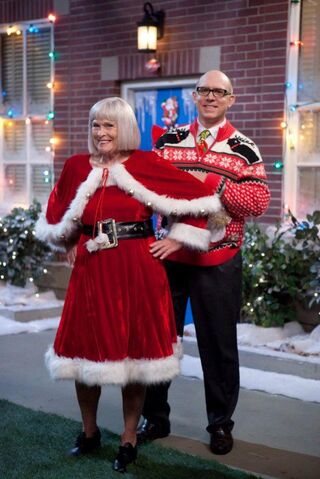File:Mr. Claus01.jpg