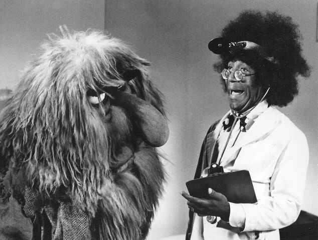 File:Cher-sweetumsbilcosby.jpg
