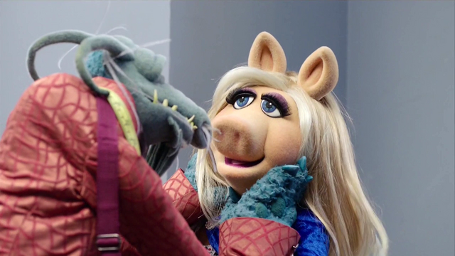 File:TheMuppets-S01E07-LookAtMe01.png