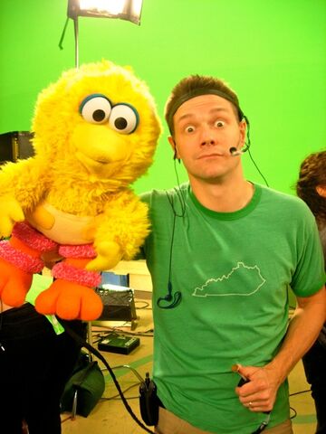 File:MattBabyBigBird.jpeg