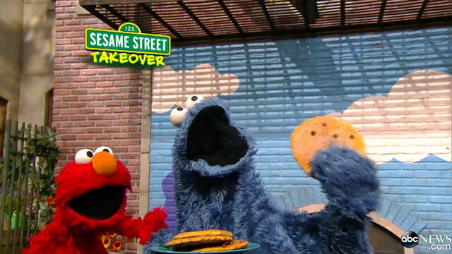 File:GMA--091214--Sesame07.jpg
