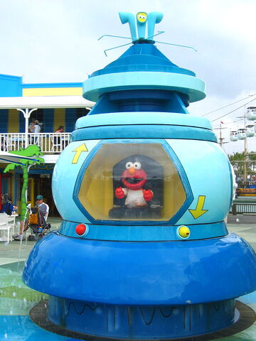 File:Sesame-street-beach-10.jpg
