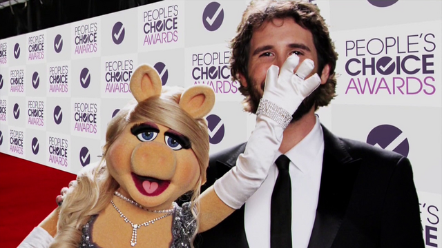 File:TheMuppets-S01E02-People'sChoiceAwards.png