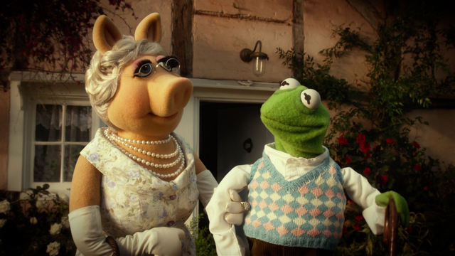 File:MWM old Kermit and Piggy.png