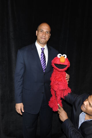 File:Booker-Elmo.jpg