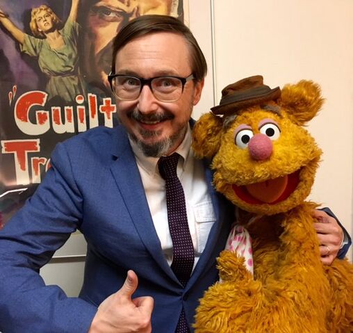 File:Hodgman-Fozzie2.jpg