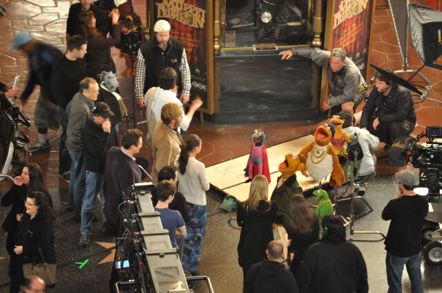 File:Muppetsmoviekunis1.jpg