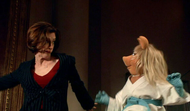 File:VMX piggy bitterman fight.jpg