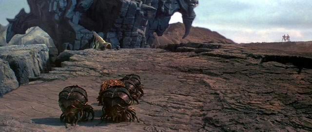 File:TheDarkCrystal-CrystalCastleGarthimEntrance.jpg