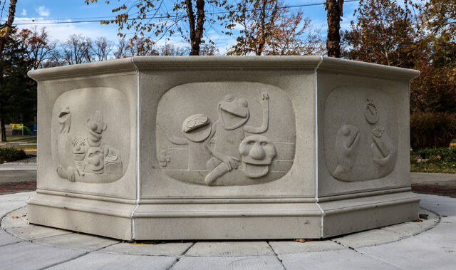 File:Magruder planter 06.jpg
