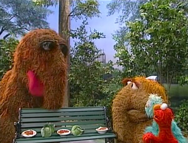 File:SnuffyFoodPattern.jpg