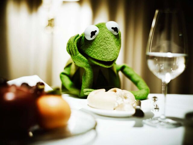File:Ritz-Carlton Kermit.jpg