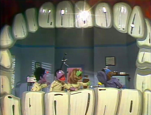 File:AMs-BrushingSong.jpg