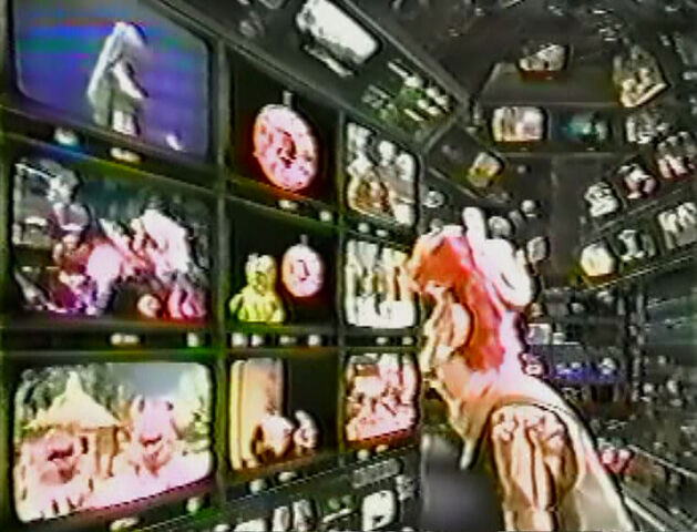 File:InnerTube-Monitors.jpg