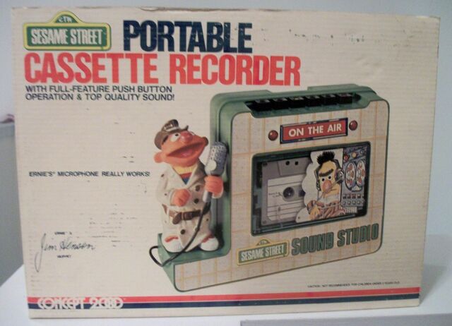 File:Concept2000ErnieCassetteRecorder1.jpg