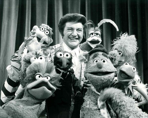 File:Liberace06.jpg