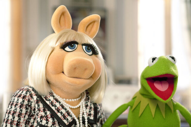 File:Kermit, Piggy.jpg