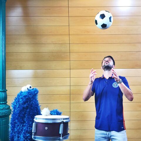 File:Cookie monster and guaje7Villa.jpg