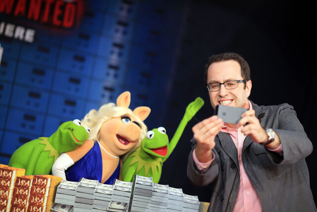 File:MuppetsMostWanted-WorldPremiere-JaredFogle-(2014-03-11).jpg