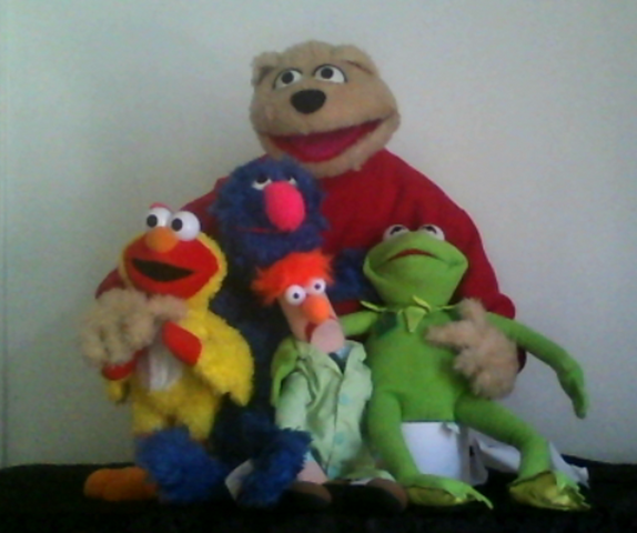 File:Sunshine and the muppets.png