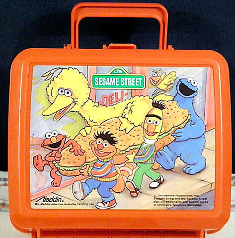 File:Aladdinlunchbox3.jpg