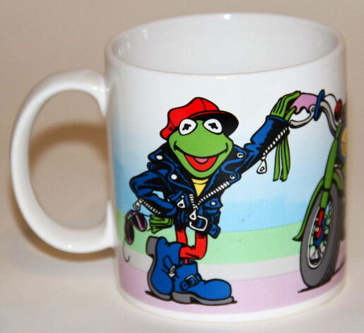 File:Presents 1991 kermit green machine mug 1.jpg