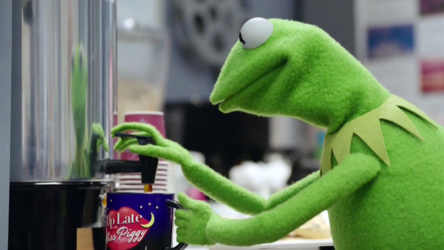 File:TheMuppets-S01E08-KermitCoffee.png