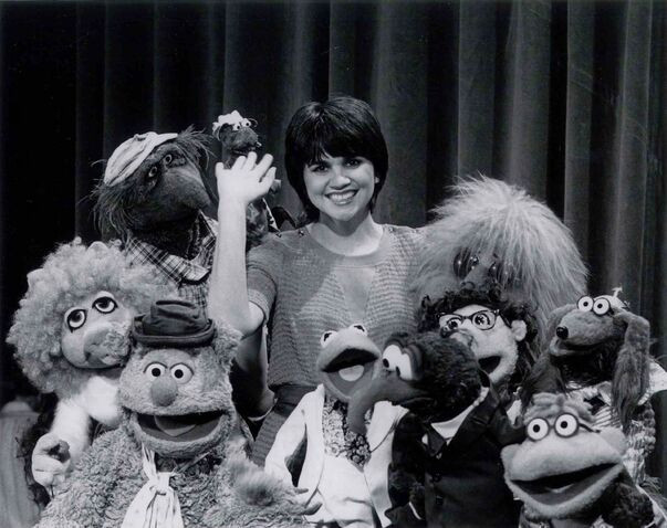 File:Ronstadt03.jpg