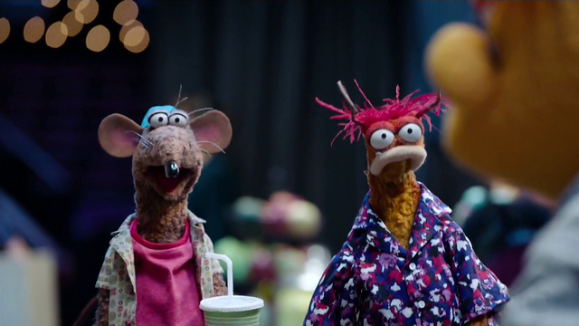 File:TheMuppets-S01E08-Rizzo&Pepe.png