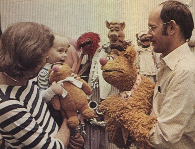 File:Frank Fozzie and friends.jpg