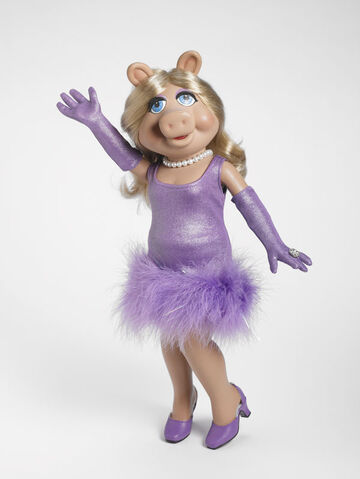 File:Basicpiggy.jpg