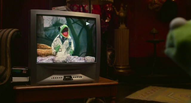 File:MMWtrailerNov20-0034.png