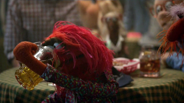File:TheMuppets-S01E04-AnimalDrinkingBeer.png
