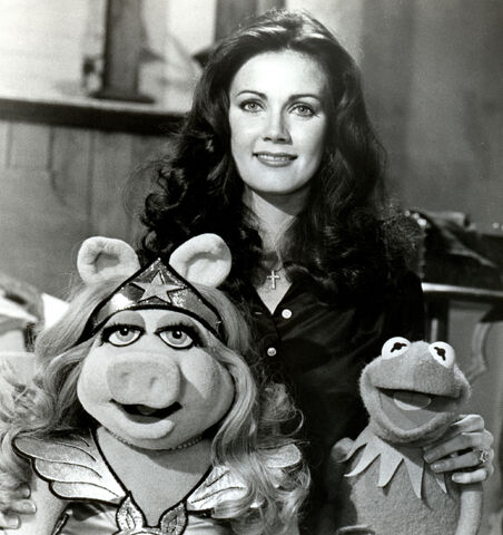 File:Celeb.lynda.jpg