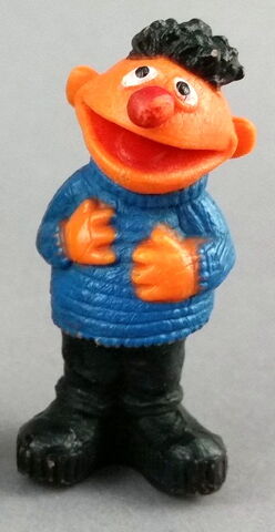 File:Miniatureernie.jpg