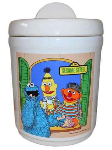 File:DemandMarketing1980WindowCookieJar.jpg