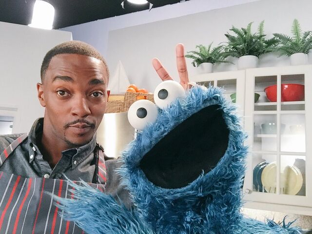File:Anthony mackie sesame.jpg